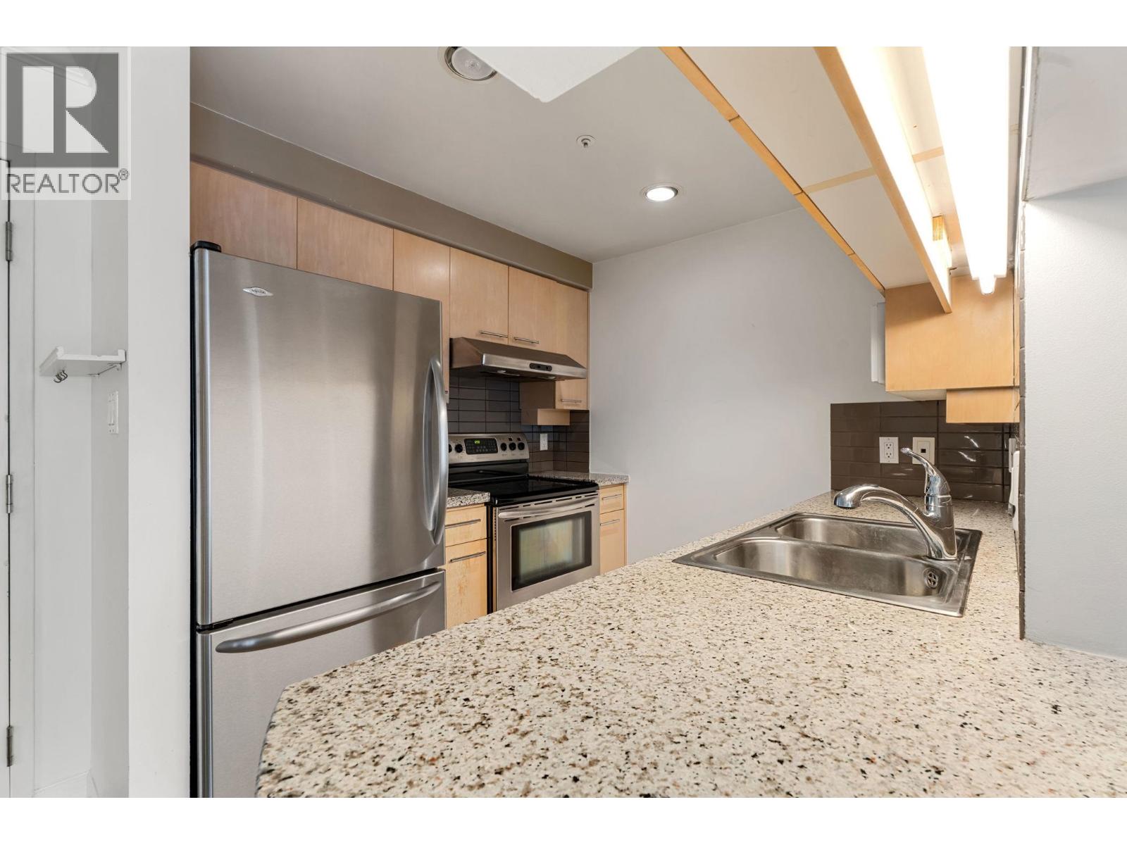 8a 199 Drake Street, Vancouver, British Columbia  V6Z 2T9 - Photo 4 - R3033380