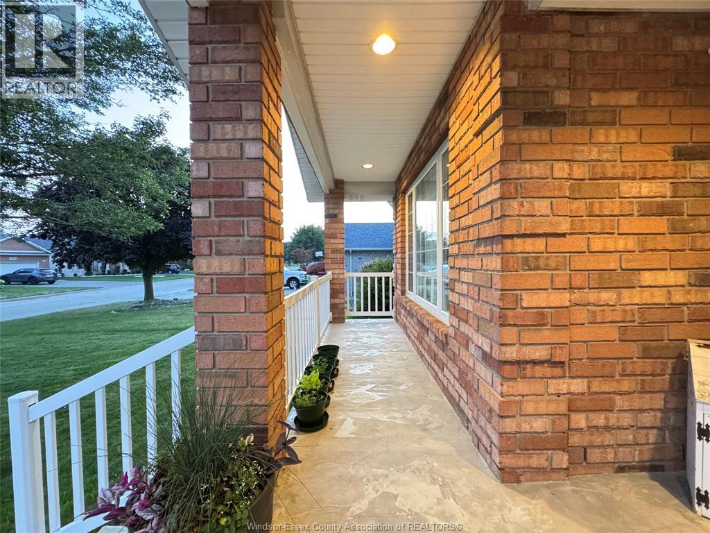 Property at 1490 MONCK image 3
