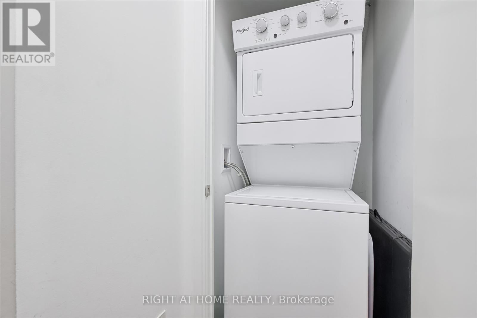 321 - 621 Sheppard Avenue E, Toronto, Ontario  M2K 1B5 - Photo 4 - C12329026