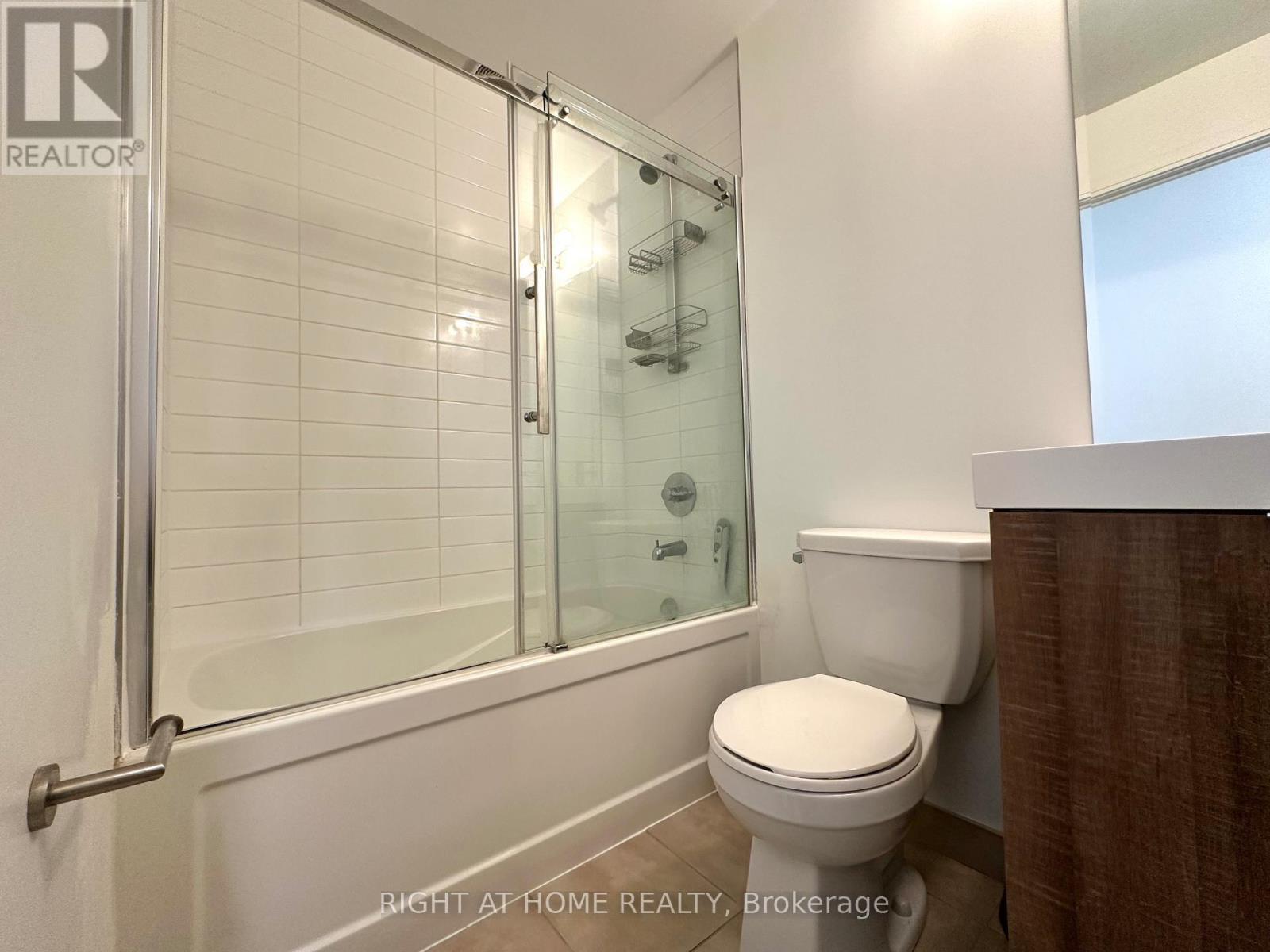 321 - 621 Sheppard Avenue E, Toronto, Ontario  M2K 1B5 - Photo 5 - C12329026