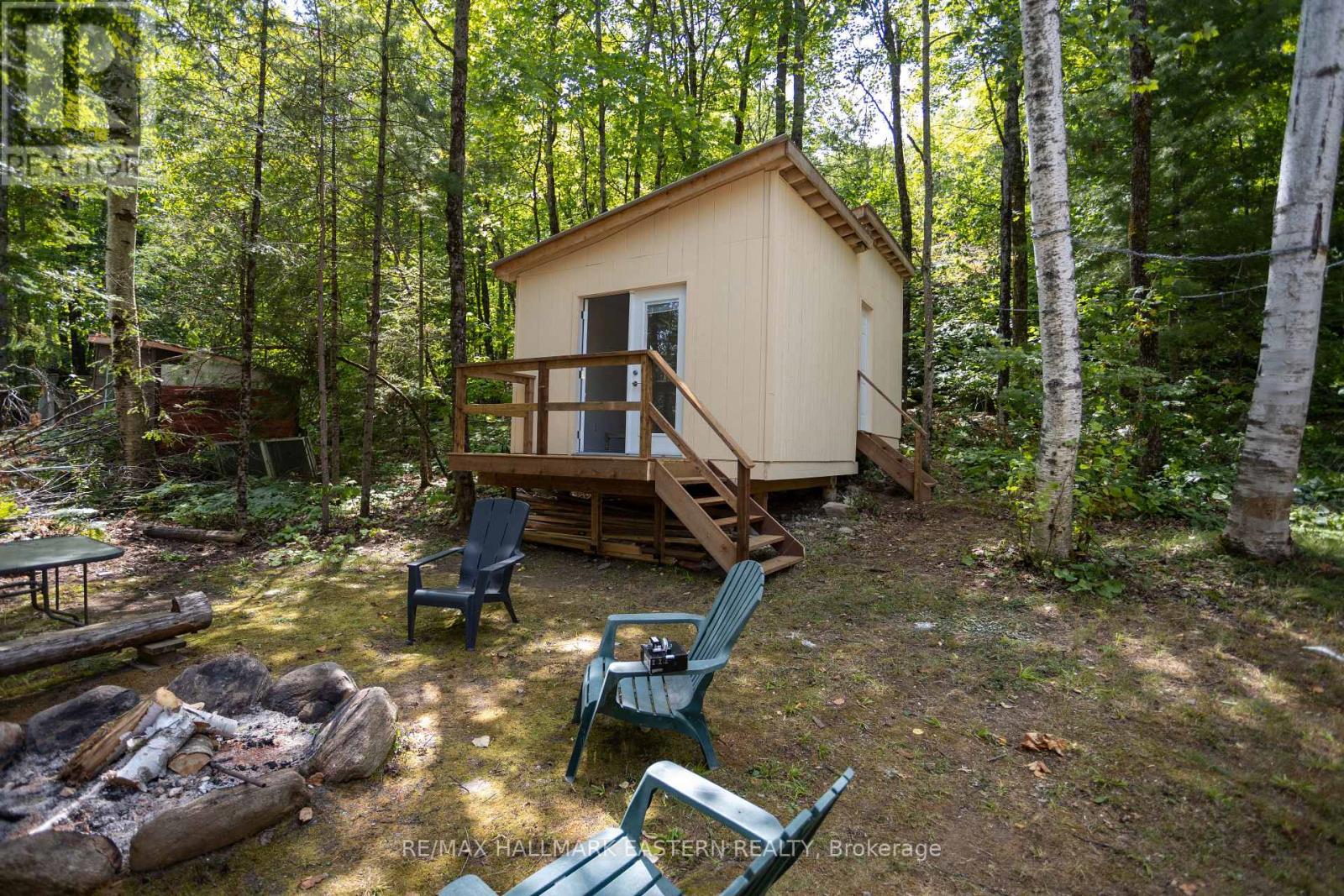 10729 Black Lake Road, Minden Hills, Ontario  K0M 2L0 - Photo 15 - X12329051
