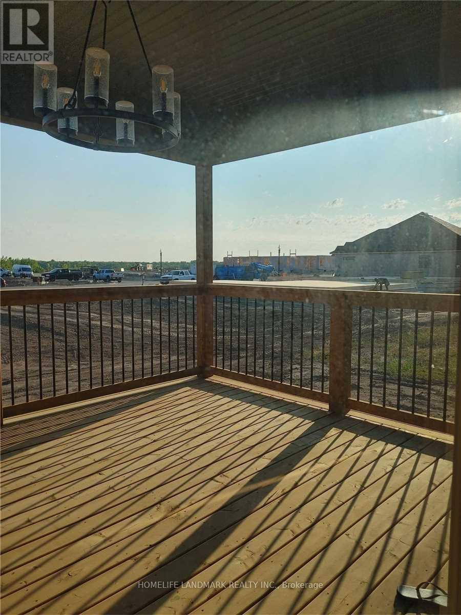 53 Carrick Trail, Welland, Ontario  L3B 0E7 - Photo 25 - X12329024