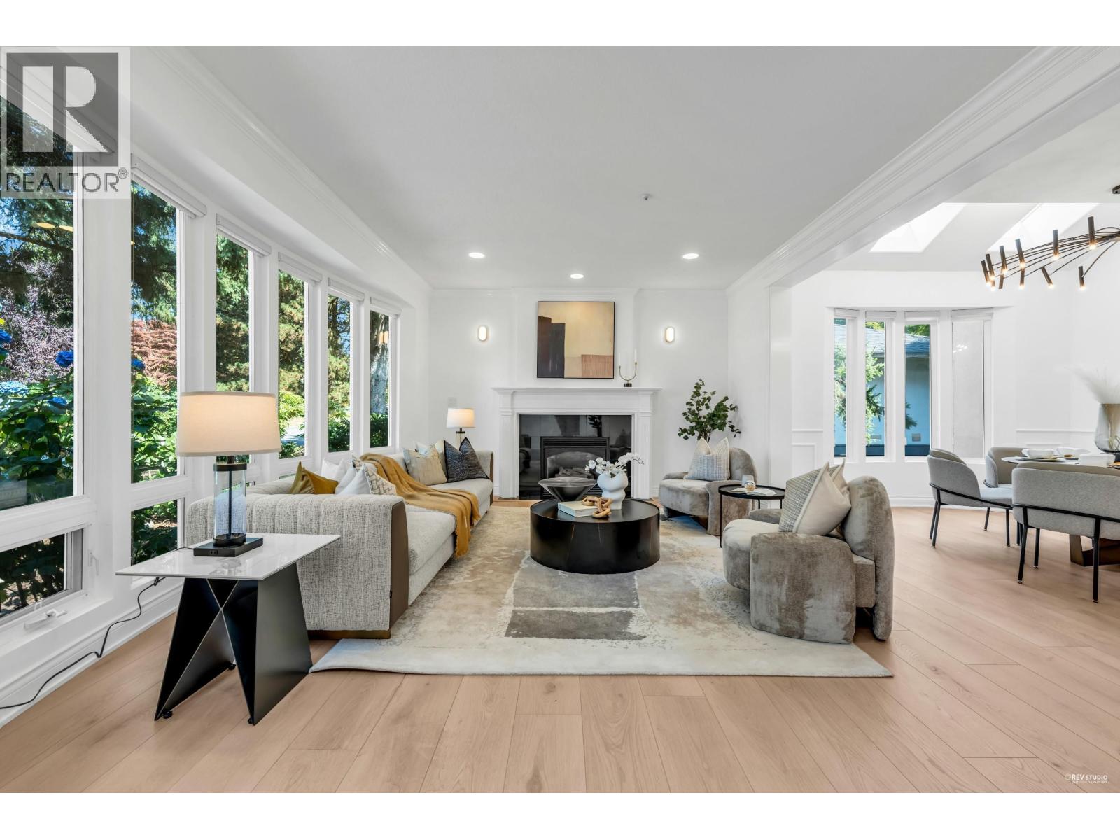 1748 W 68th Avenue, Vancouver, British Columbia  V6P 2W1 - Photo 2 - R3033336