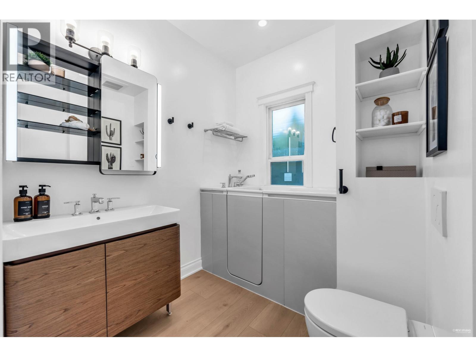 1748 W 68th Avenue, Vancouver, British Columbia  V6P 2W1 - Photo 20 - R3033336
