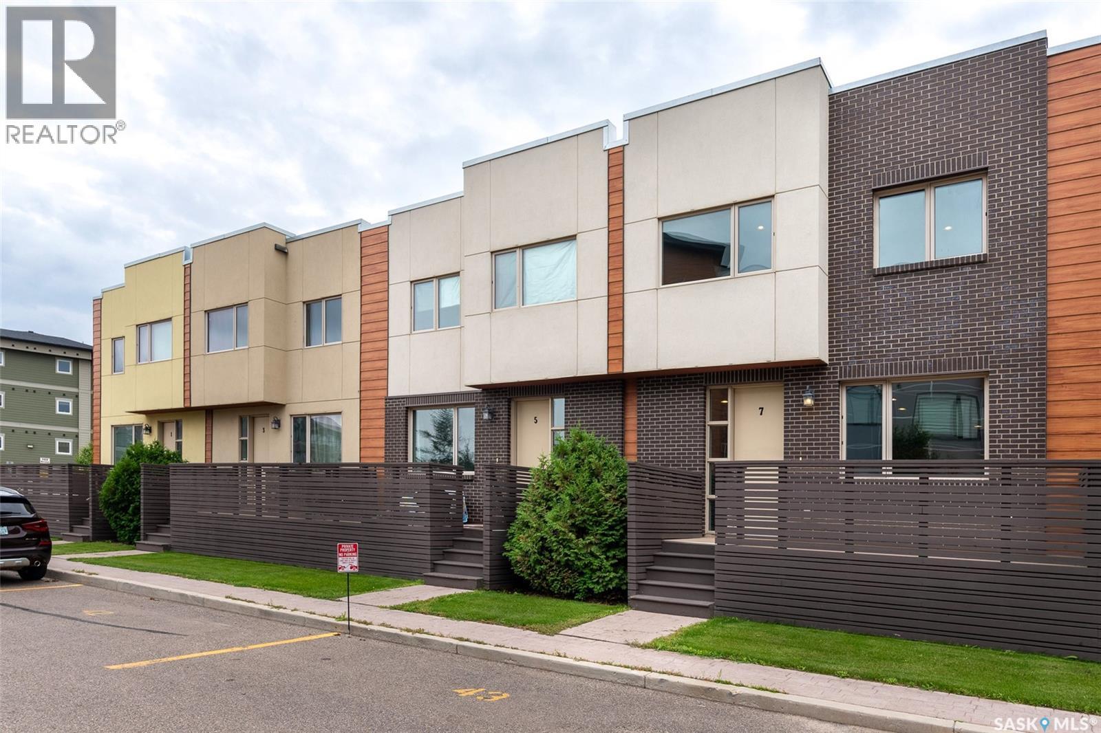7 103 Willis Crescent, Saskatoon, Saskatchewan  S7T 0X9 - Photo 2 - SK014605