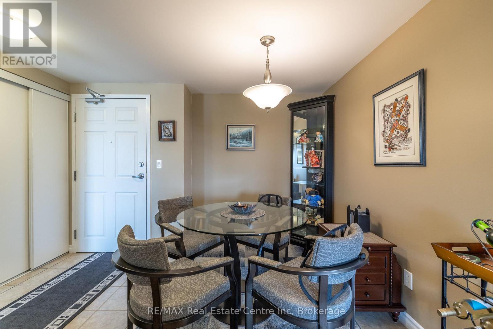 413 - 645 St David Street S, Centre Wellington, Ontario  N1M 0A9 - Photo 5 - X12328656