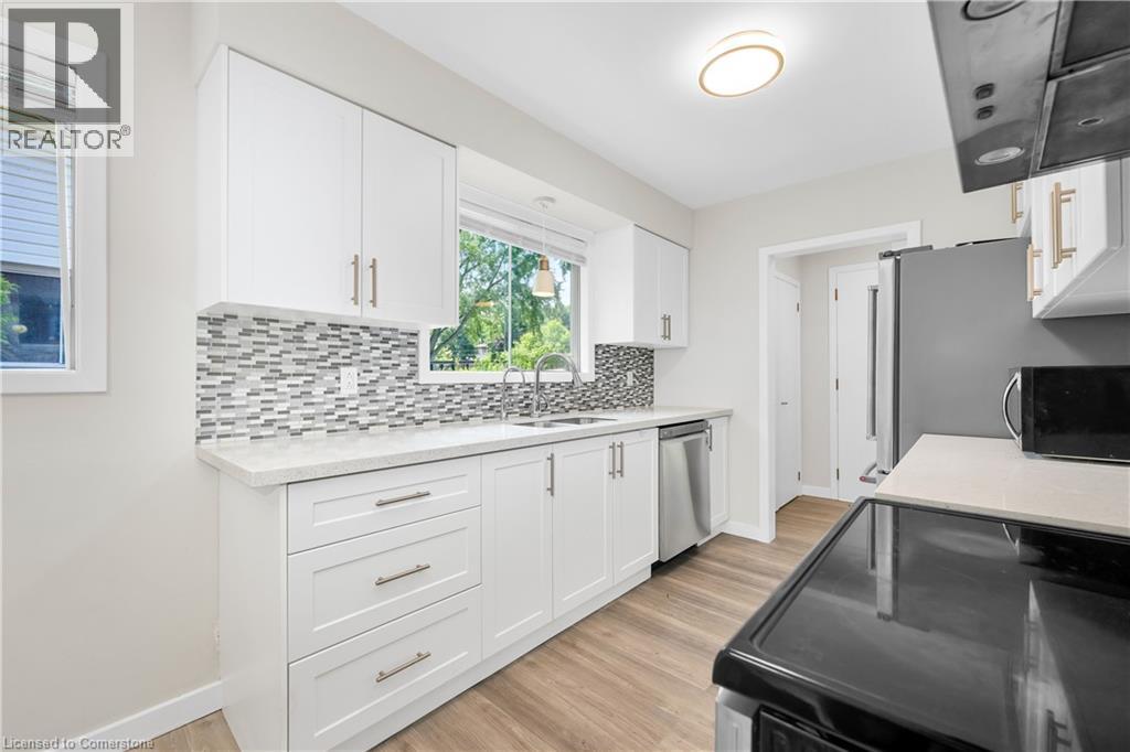 243 Appleby Line, Burlington, Ontario  L7L 2X3 - Photo 12 - 40749896