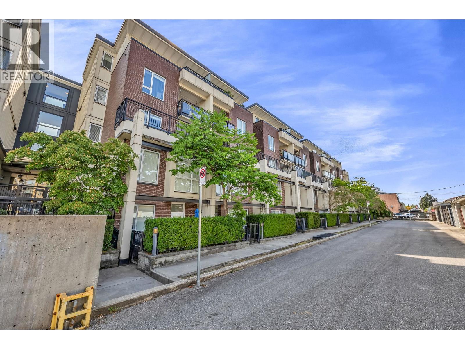 Property at 55 2239 KINGSWAY image 5
