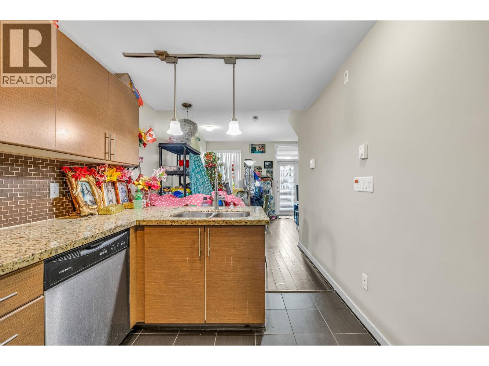 55 2239 Kingsway, Vancouver, British Columbia  V5N 0E5 - Photo 7 - R3034546