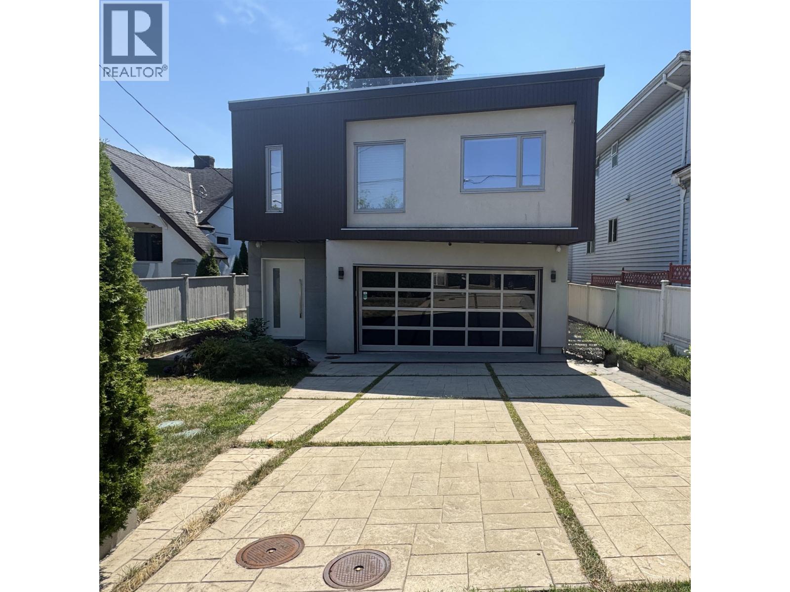 1076 PARK DRIVE, Vancouver, British Columbia