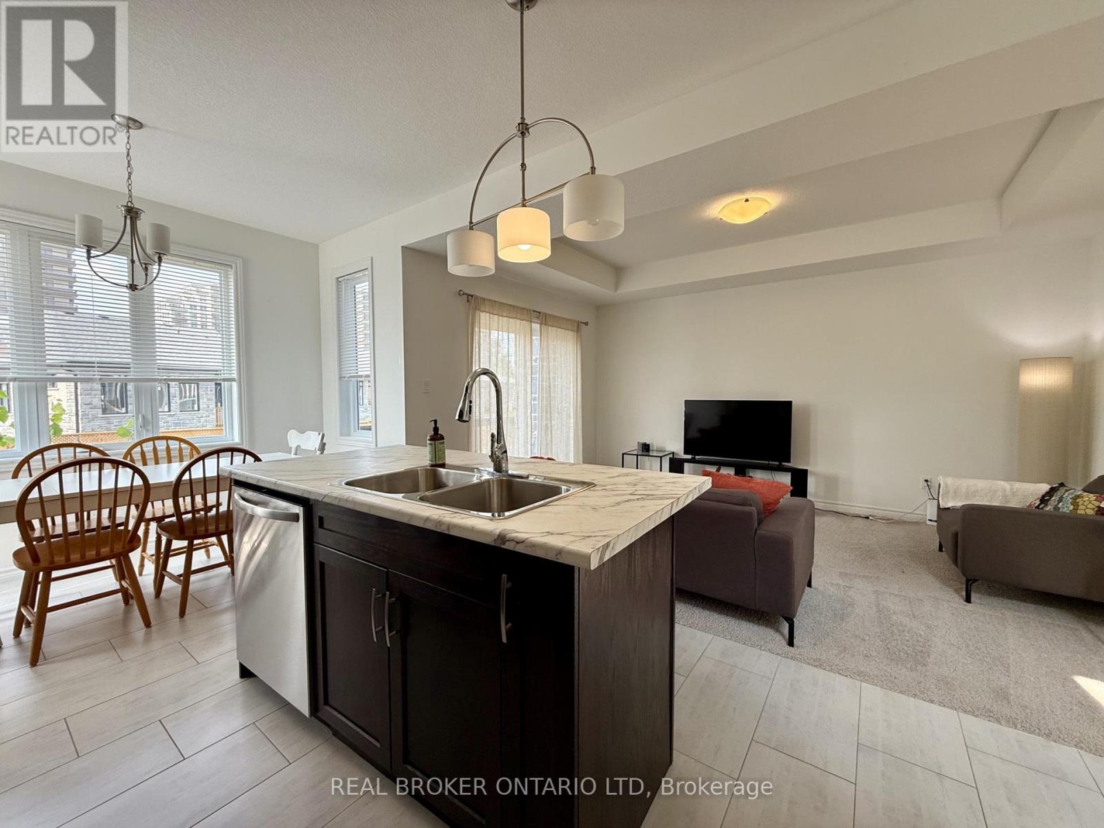 1634 Noah Bend, London North, Ontario  N3B 2Z1 - Photo 11 - X12326211