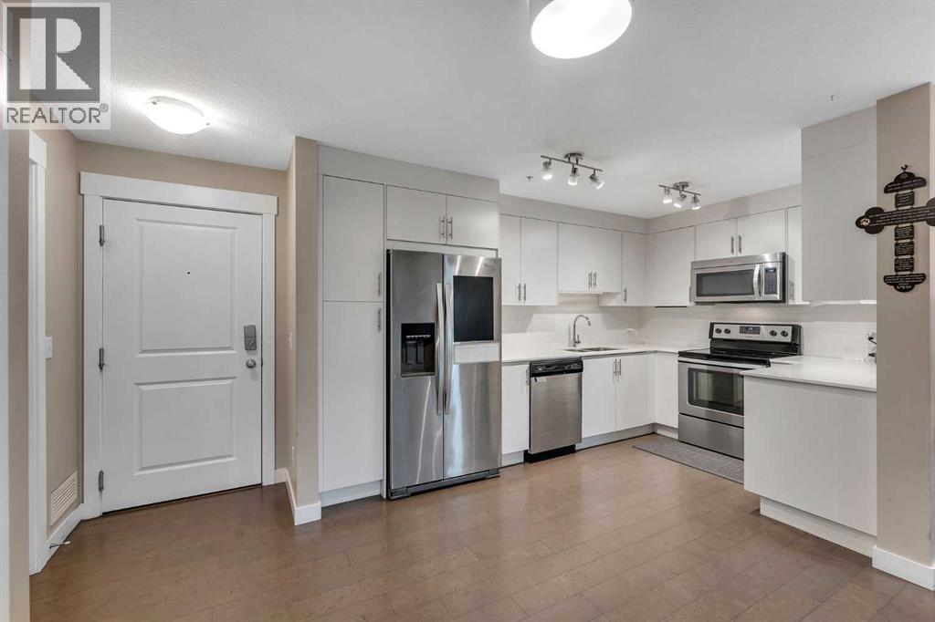 Property at 1307, 302 Skyview ranch Drive NE image 5