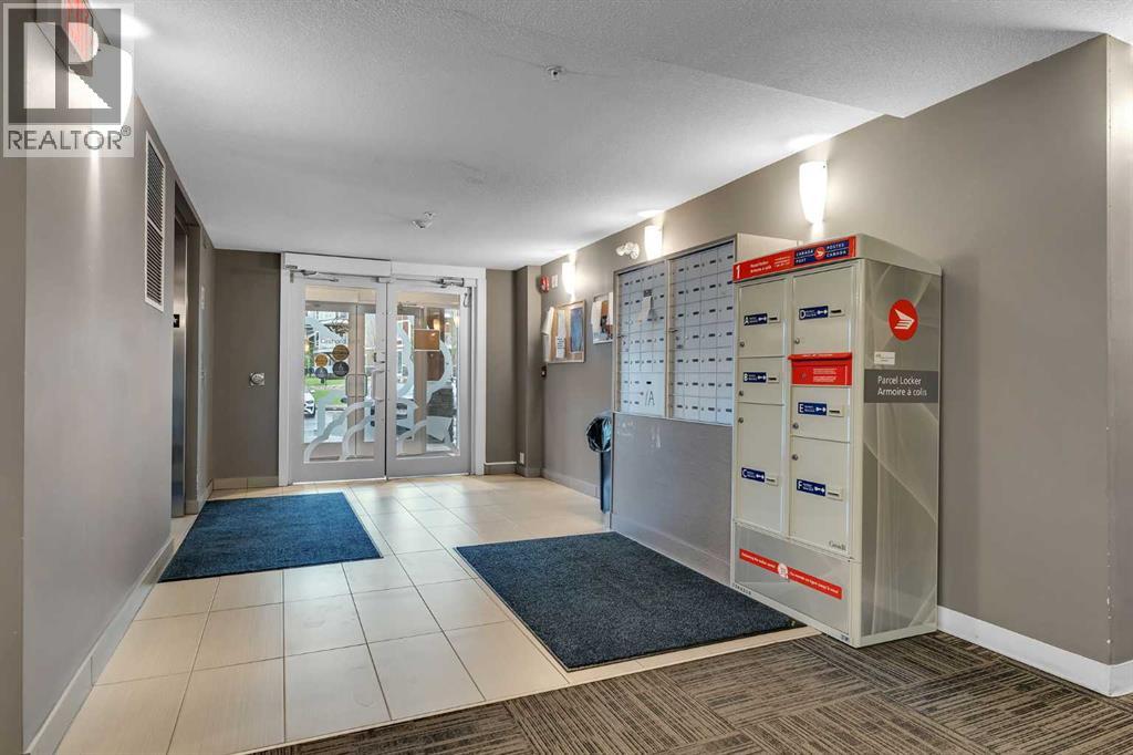 Property at 1307, 302 Skyview ranch Drive NE image 4