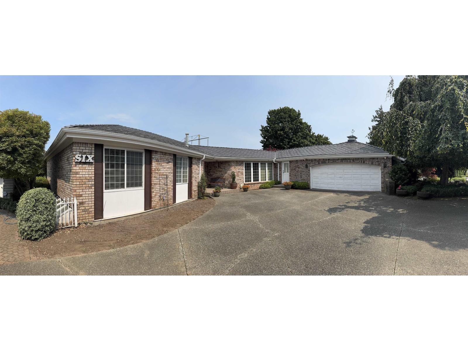 Property at 6 3737 CLEARBROOK ROAD image 4