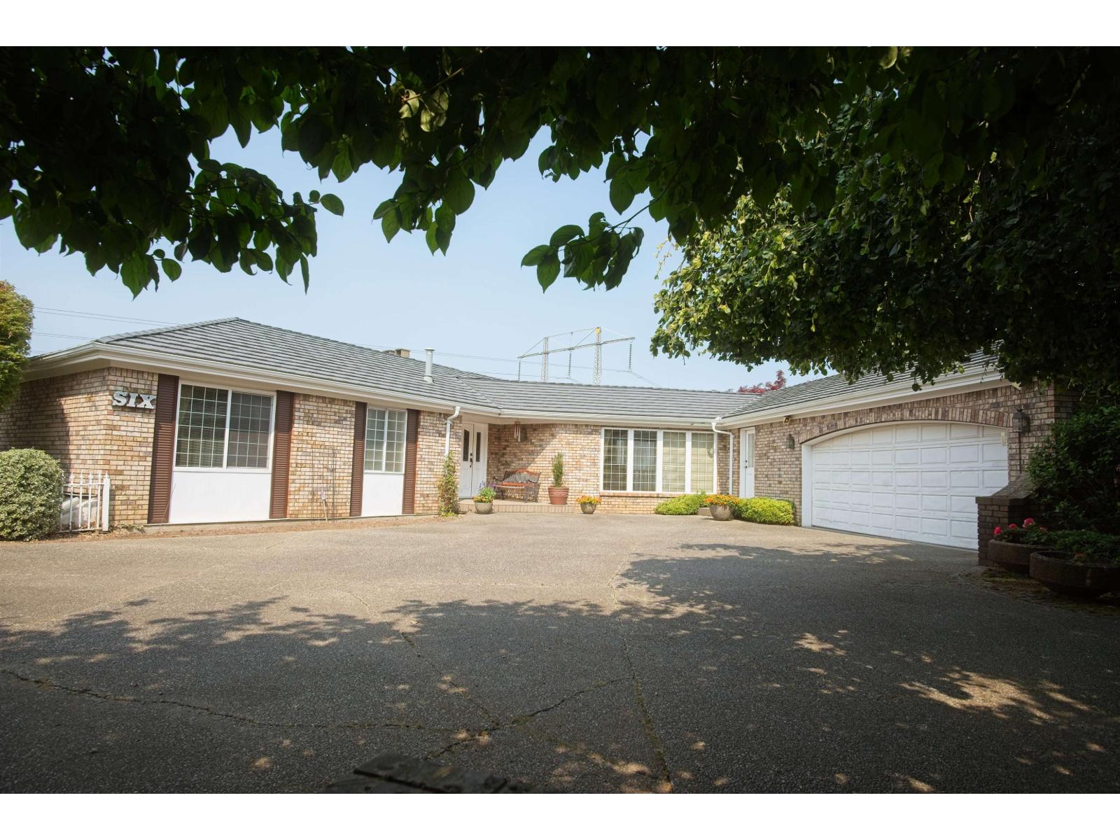 Property at 6 3737 CLEARBROOK ROAD image 1