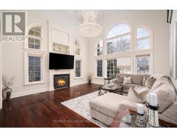 92 HILL CRESCENT, Toronto, Ontario