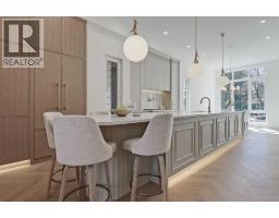 2322 54 Avenue Sw North Glenmore Park, Calgary, Ca