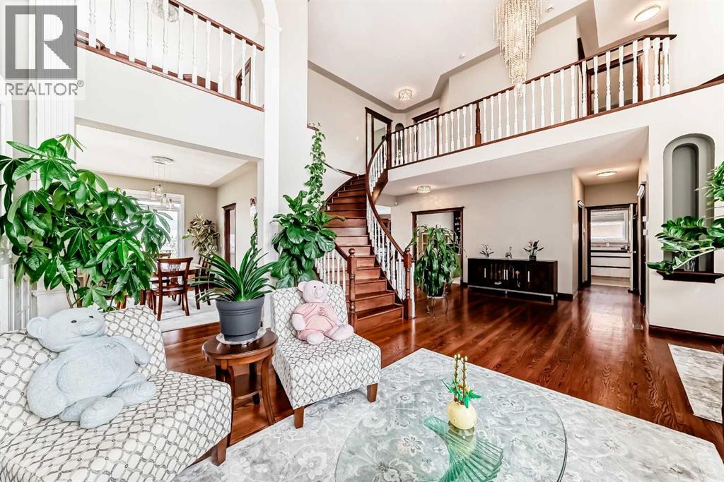 Property at 157 Hamptons Square NW image 5