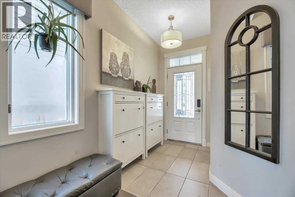 Property at 5 Riviera Crescent image 4