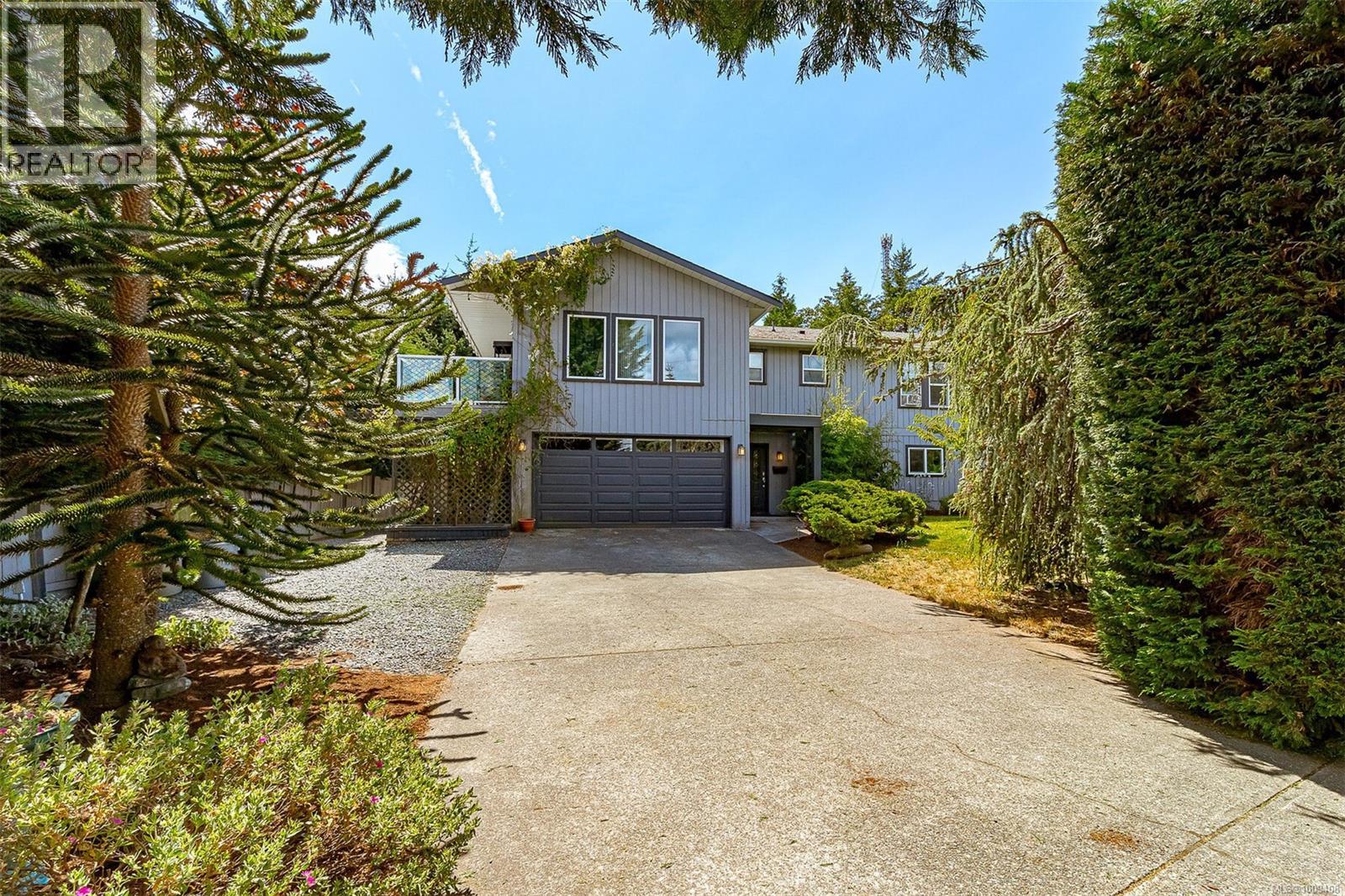 Property at 711 Bexhill Rd image 1
