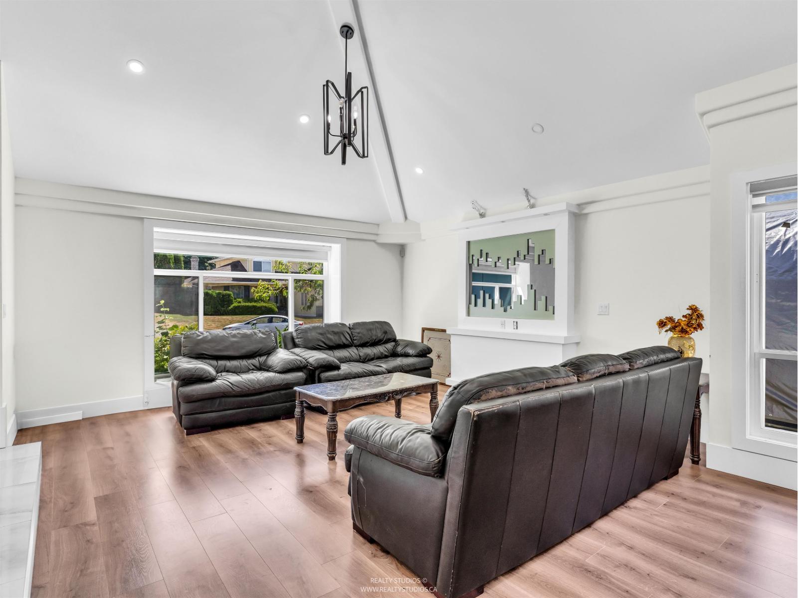 5775 184a Street, Surrey, British Columbia  V3S 7T1 - Photo 5 - R3034160