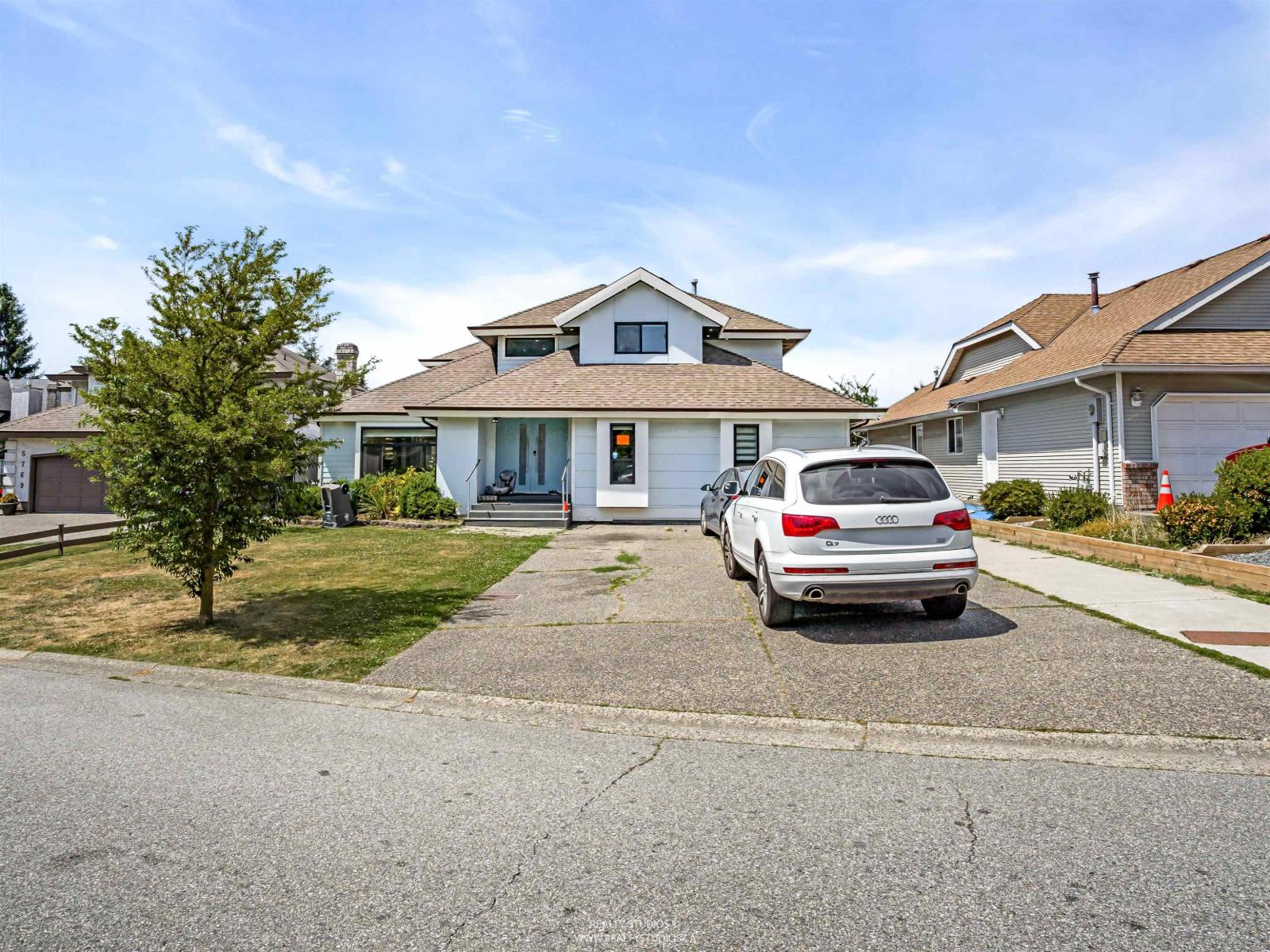 5775 184a Street, Surrey, British Columbia  V3S 7T1 - Photo 2 - R3034160