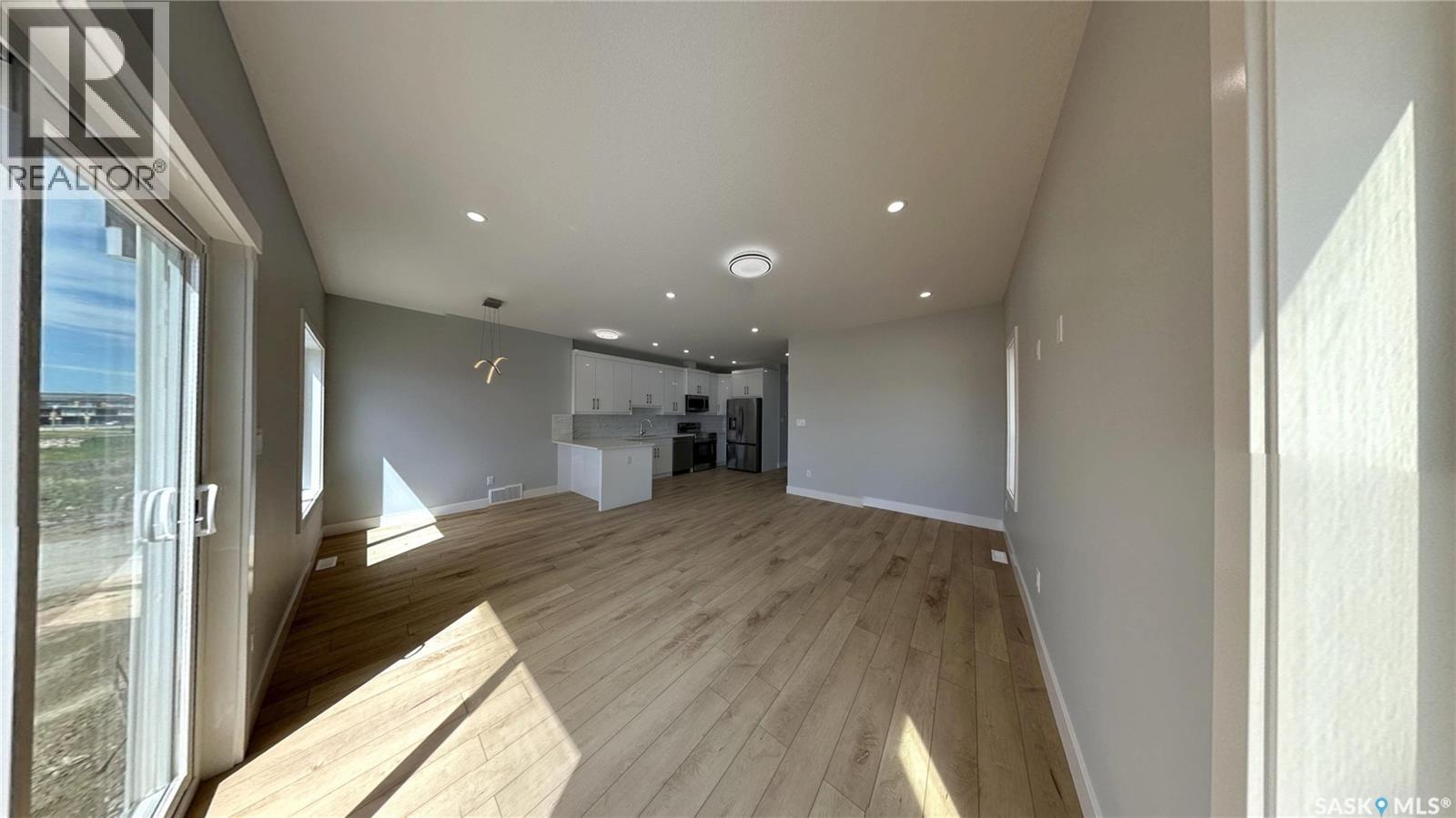 513 Sharma Crescent, Saskatoon, Saskatchewan  S7W 0Y1 - Photo 7 - SK011385