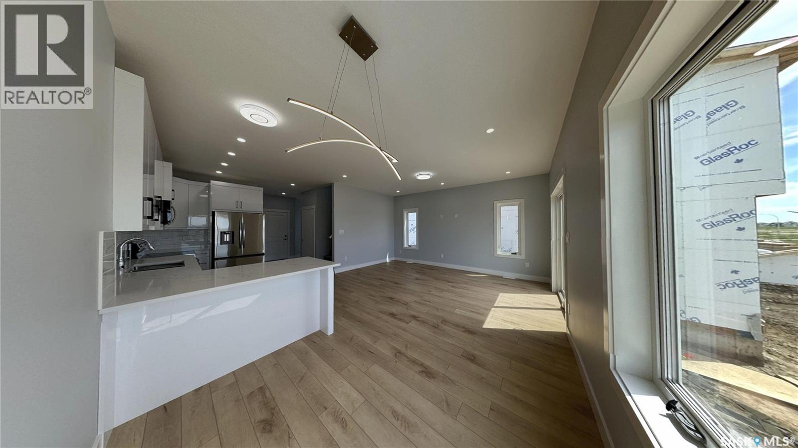 513 Sharma Crescent, Saskatoon, Saskatchewan  S7W 0Y1 - Photo 8 - SK011385