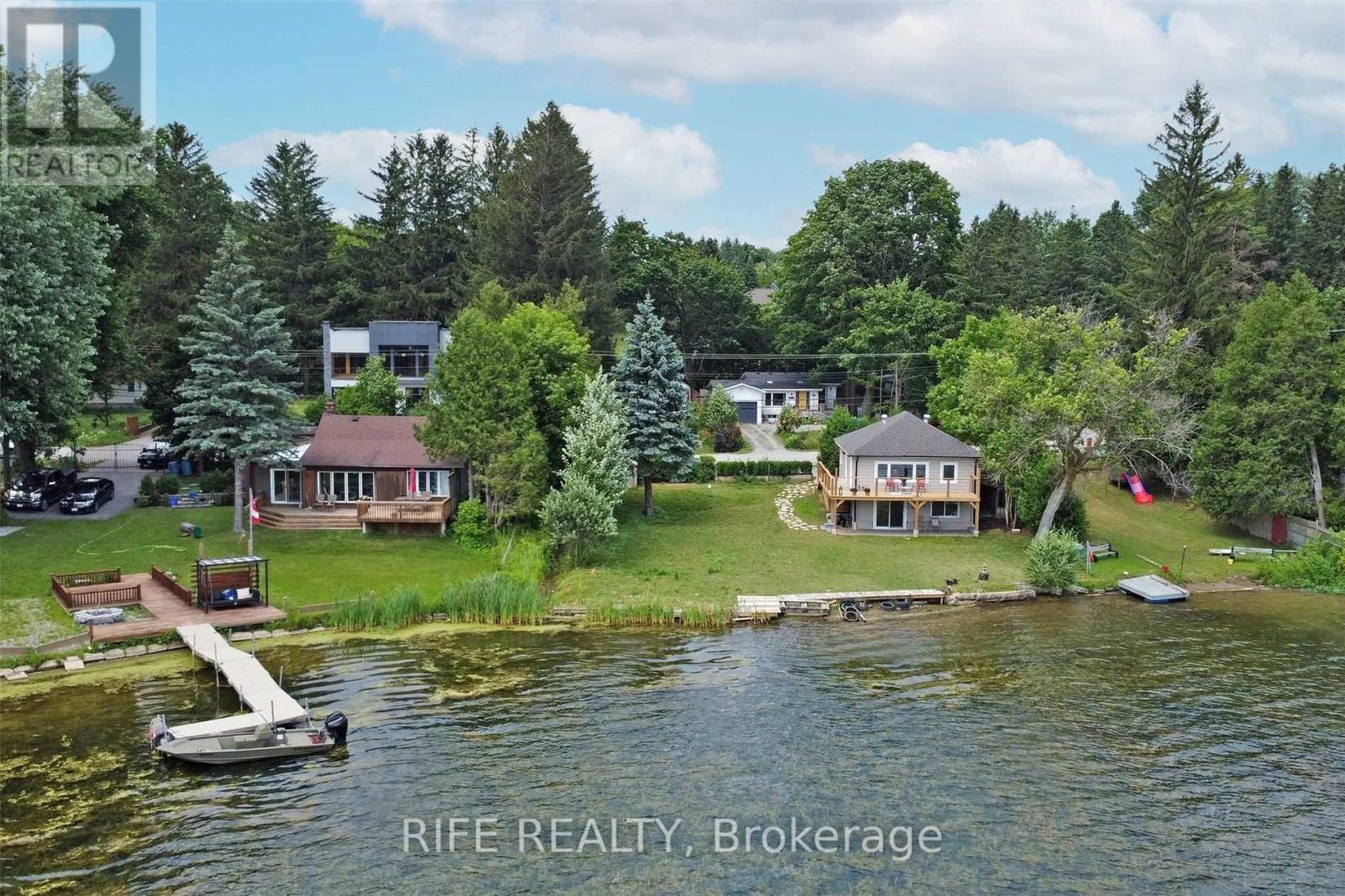 41 Connor Drive, Whitchurch-Stouffville, Ontario  L4A 7X3 - Photo 7 - N12329212