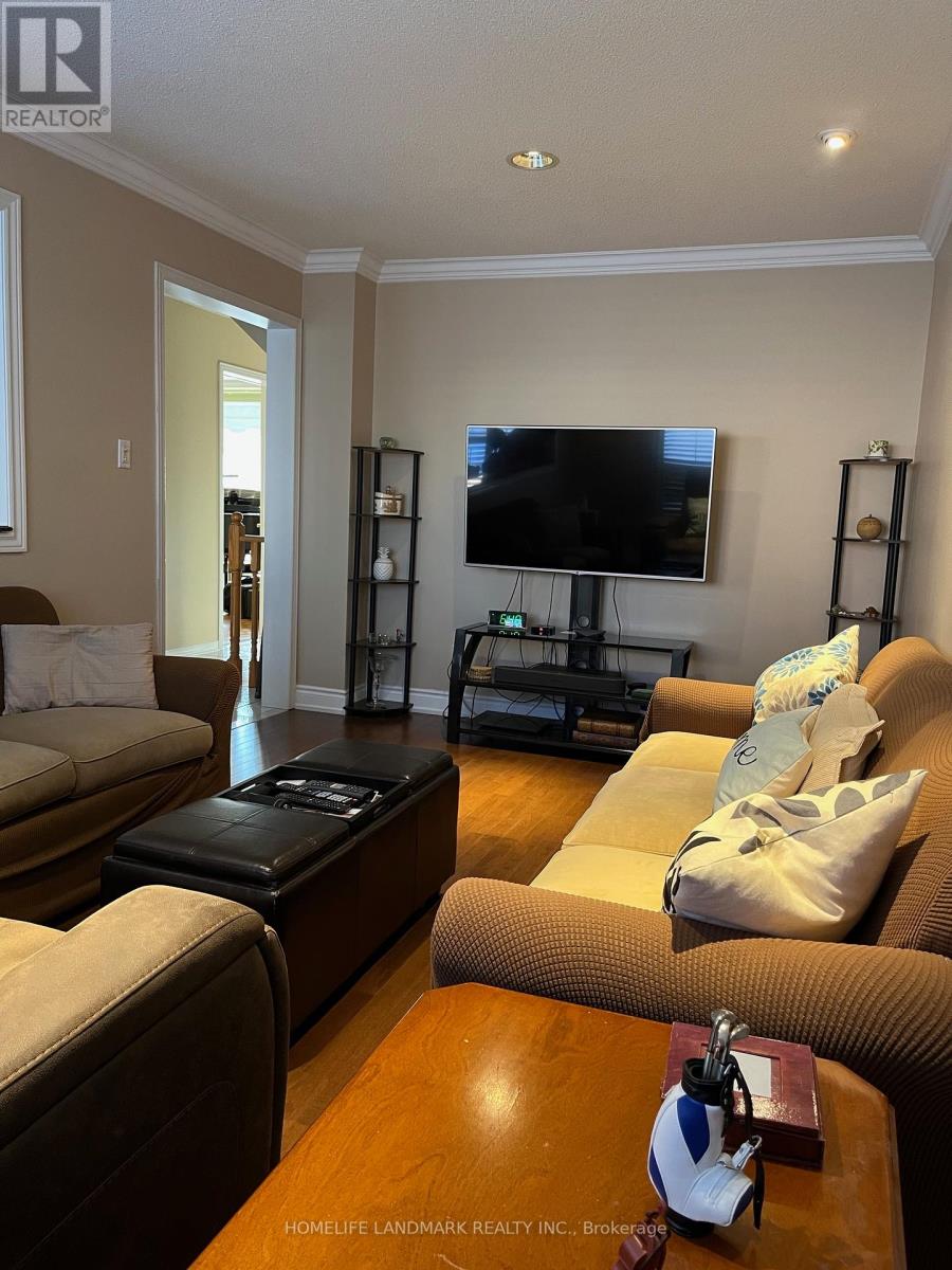 19 Eastern Road, Vaughan, Ontario  L4L 8S2 - Photo 6 - N12329207