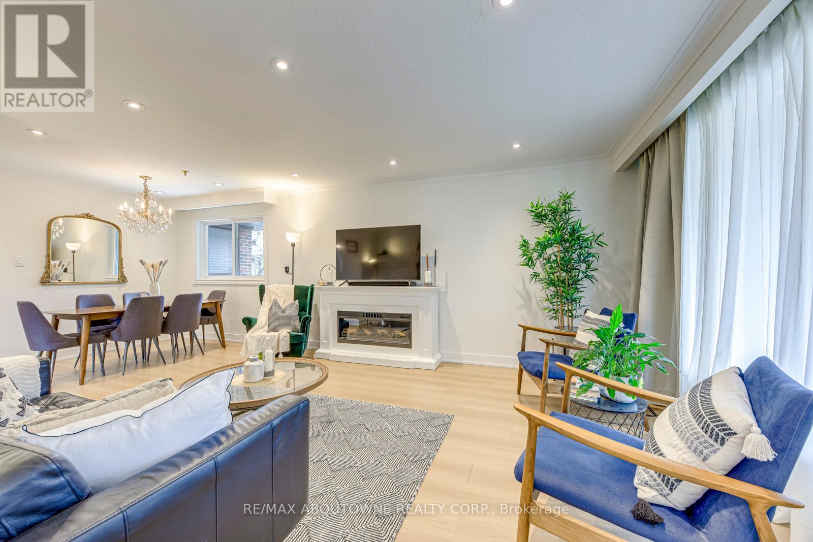 7 Ivybridge Drive, Toronto, Ontario  M9C 3R2 - Photo 8 - W12329215