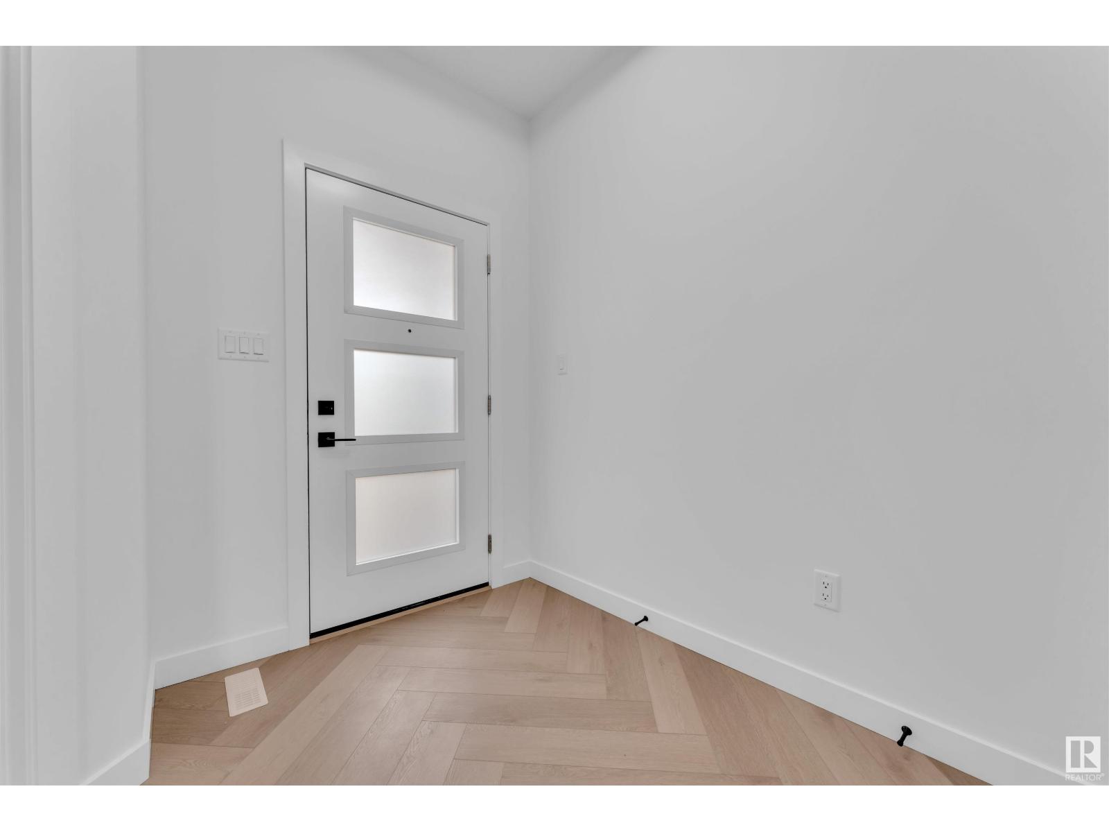 404 Pine Pt, Leduc, Alberta  T9E 1S7 - Photo 6 - E4451559
