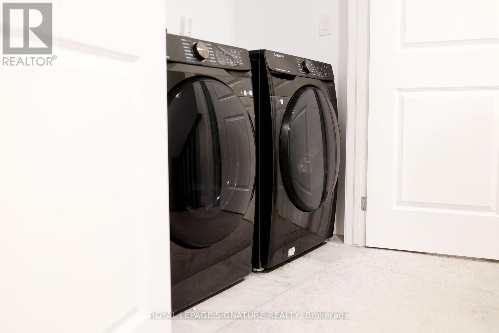 4885 Pettit Avenue, Niagara Falls, Ontario  L2E 0B7 - Photo 8 - X12326197