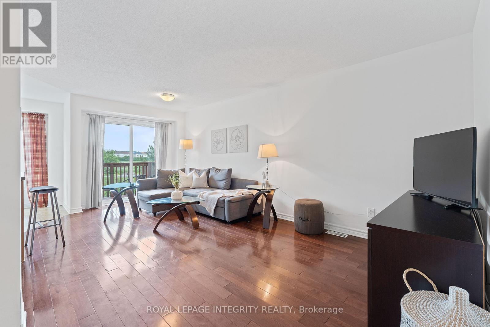 Property at 258 CATAMOUNT COURT image 3