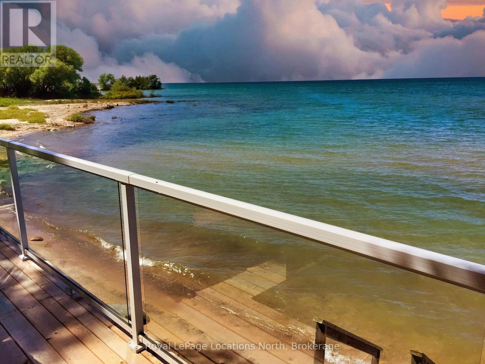 1950 Shore Lane, Wasaga Beach, Ontario  L9Z 1T7 - Photo 1 - S12309163