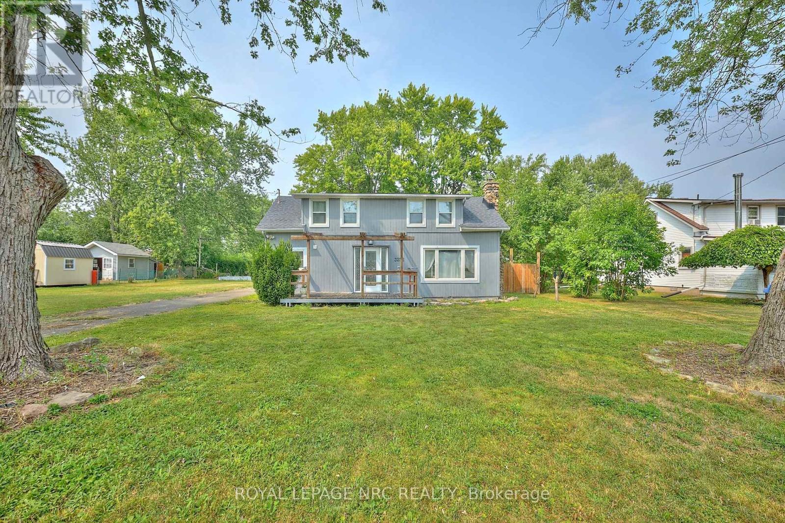 3252 Young Avenue, Fort Erie, Ontario  L0S 1N0 - Photo 2 - X12329282