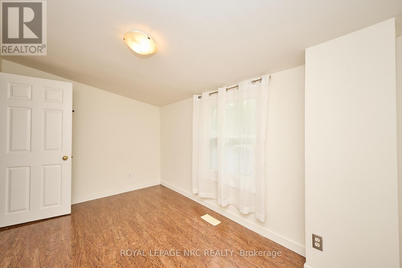 3252 Young Avenue, Fort Erie, Ontario  L0S 1N0 - Photo 23 - X12329282
