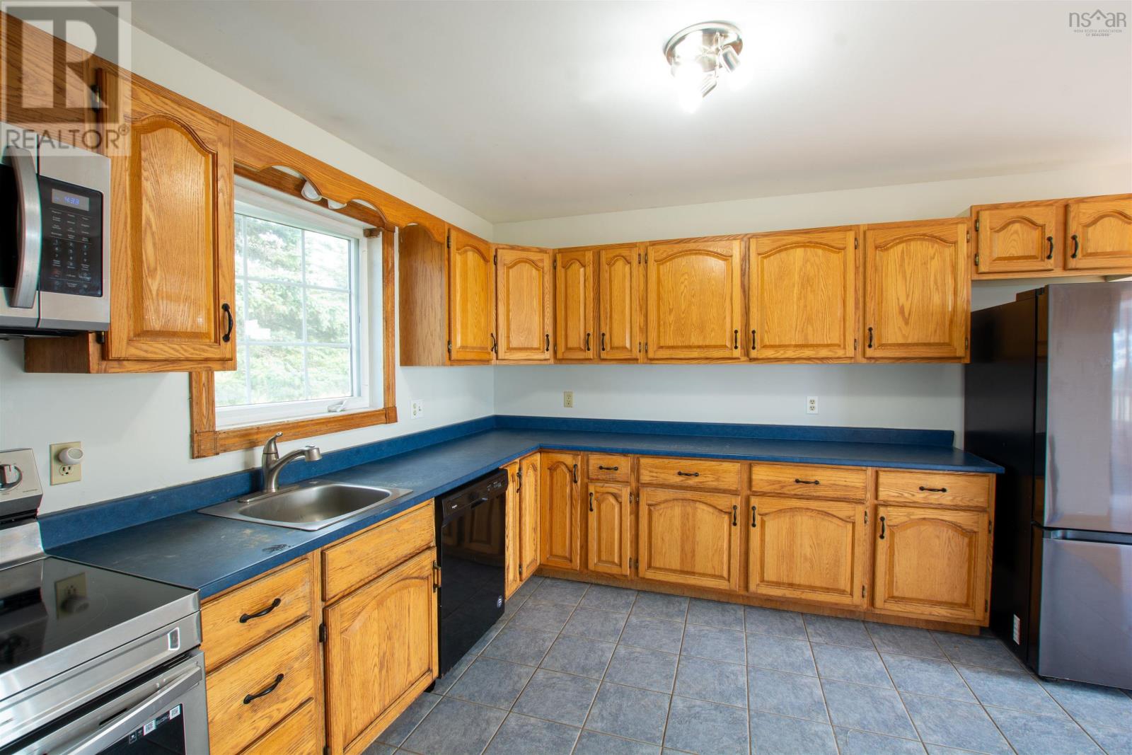 2815 Main Shore Road, Port Maitland, Nova Scotia  B5A 5C4 - Photo 5 - 202515469
