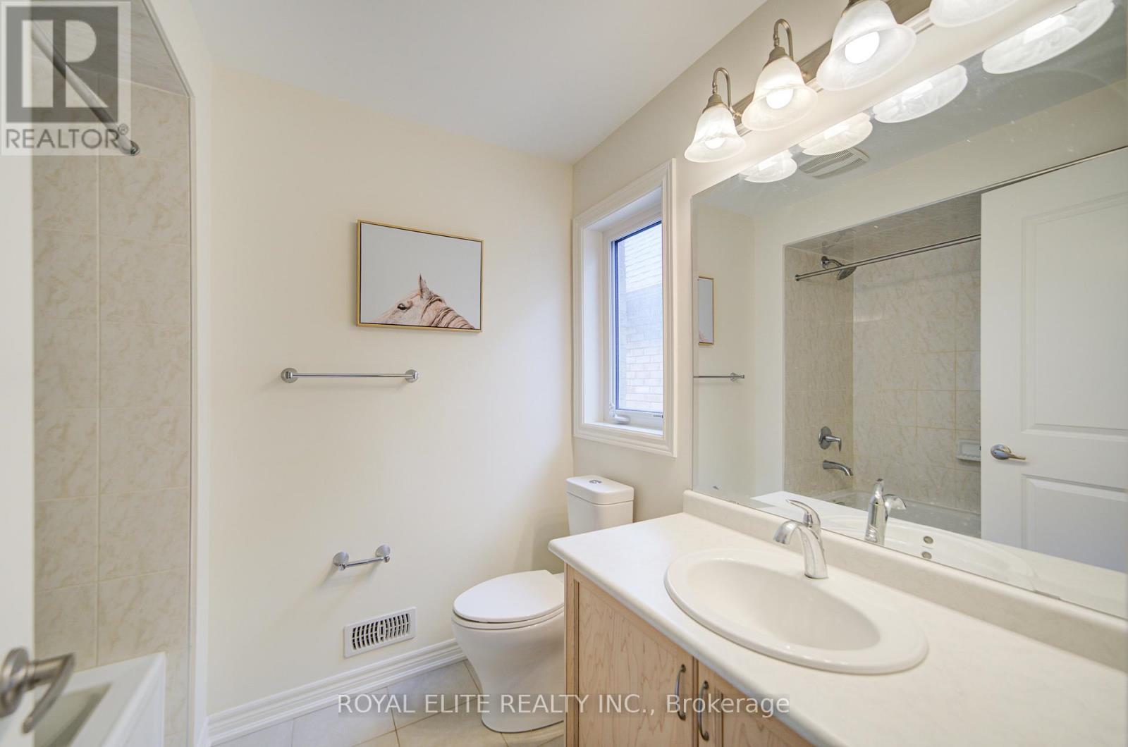 7 Goldeneye Drive, East Gwillimbury, Ontario  L9N 0S6 - Photo 33 - N12329251