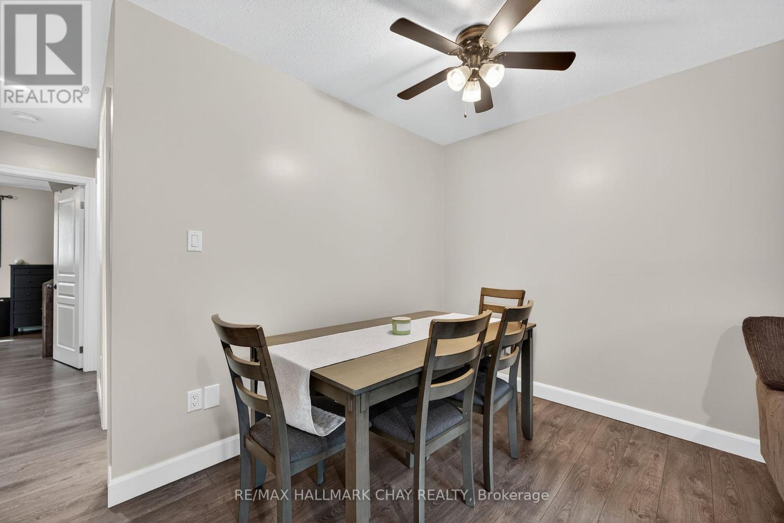 195 Louisa Street, Clearview, Ontario  L0M 1S0 - Photo 8 - S12329257