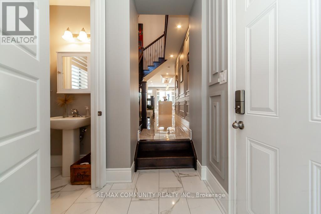 Property at 70 BARKERVILLE DRIVE image 4
