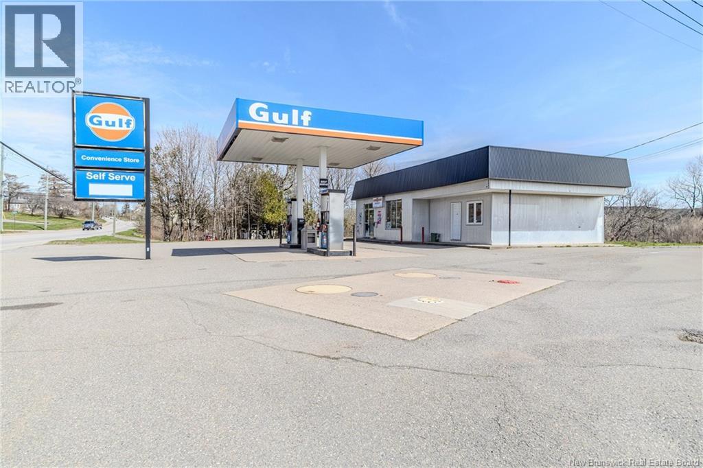 1506 Loch Lomond Road, Saint John, New Brunswick  E2J 1Z7 - Photo 7 - NB117987