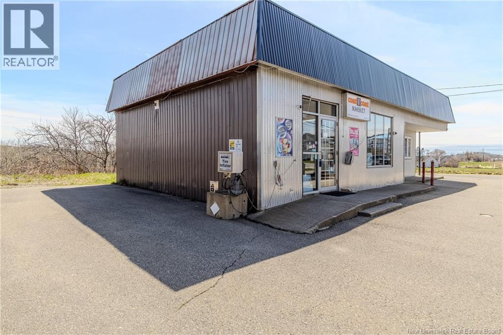 1506 Loch Lomond Road, Saint John, New Brunswick  E2J 1Z7 - Photo 4 - NB117987