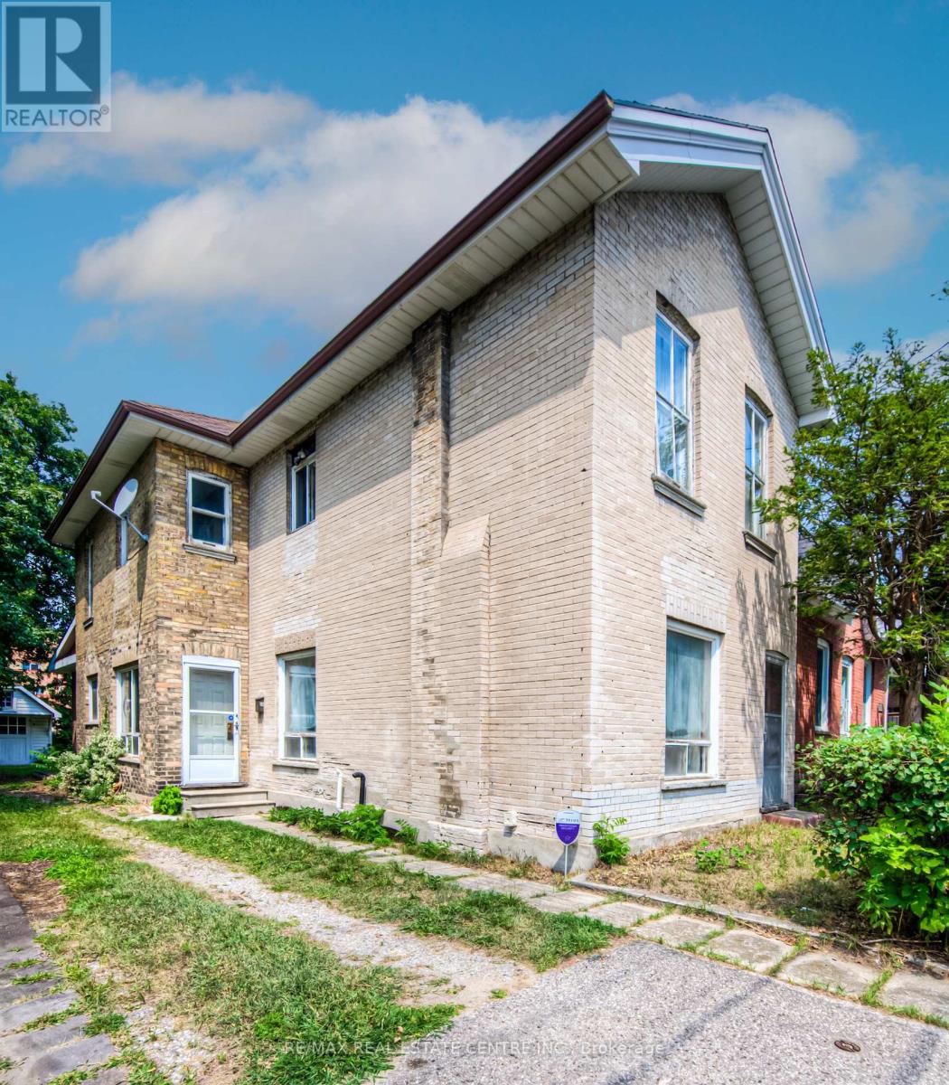 14 BOND STREET, Brant, Ontario