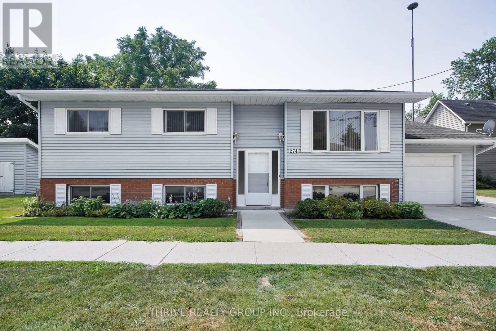 274 Station Street, North Middlesex, Ontario  N0M 2K0 - Photo 2 - X12329296
