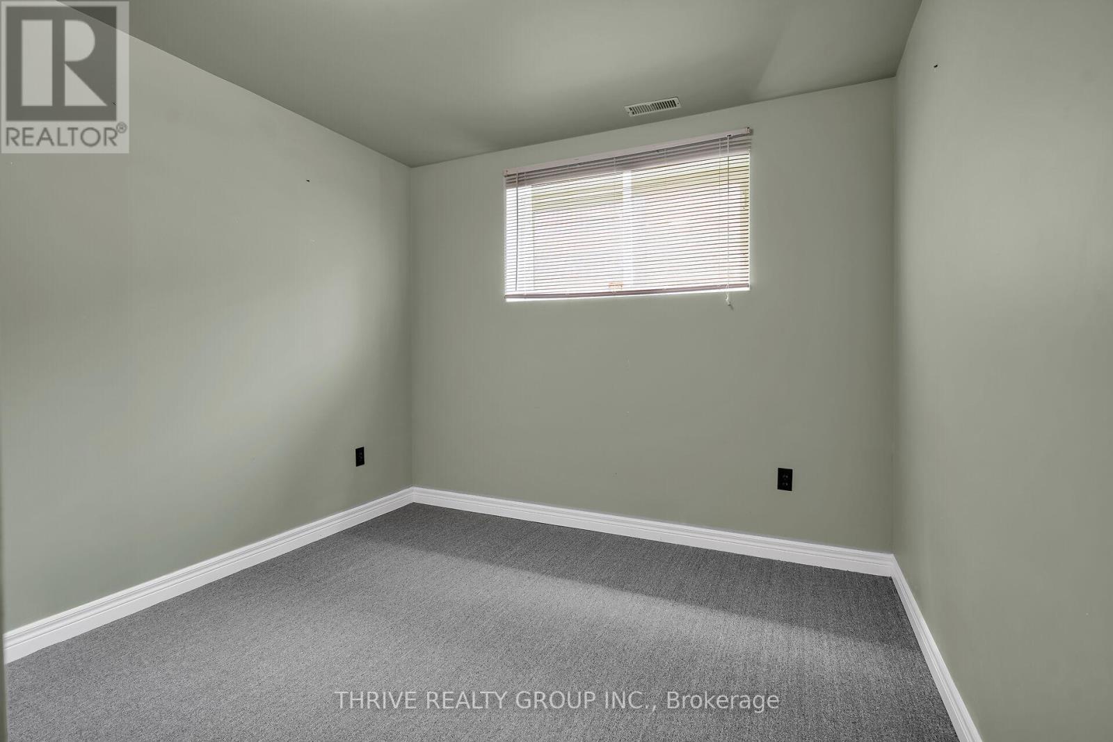 274 Station Street, North Middlesex, Ontario  N0M 2K0 - Photo 31 - X12329296