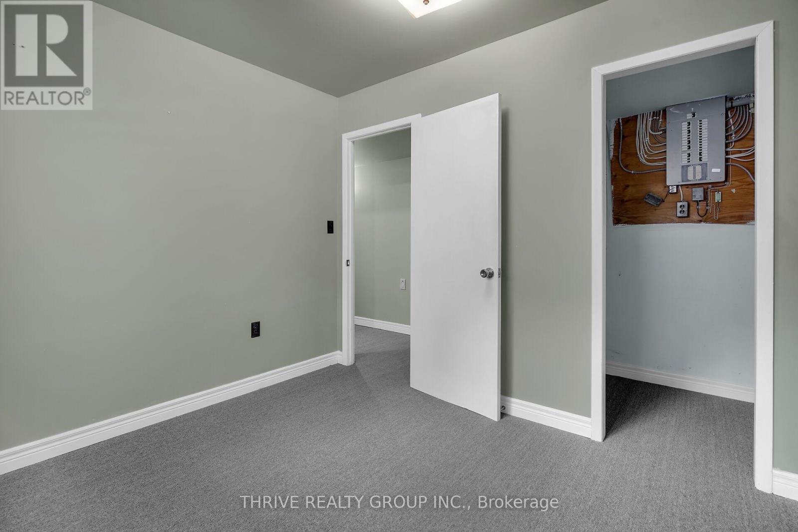 274 Station Street, North Middlesex, Ontario  N0M 2K0 - Photo 32 - X12329296