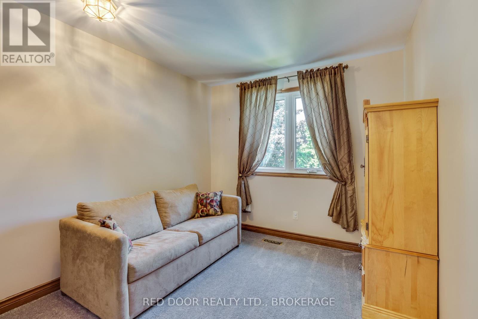 516 Jeffreybrook Drive, London North, Ontario  N5X 2S6 - Photo 26 - X12329304