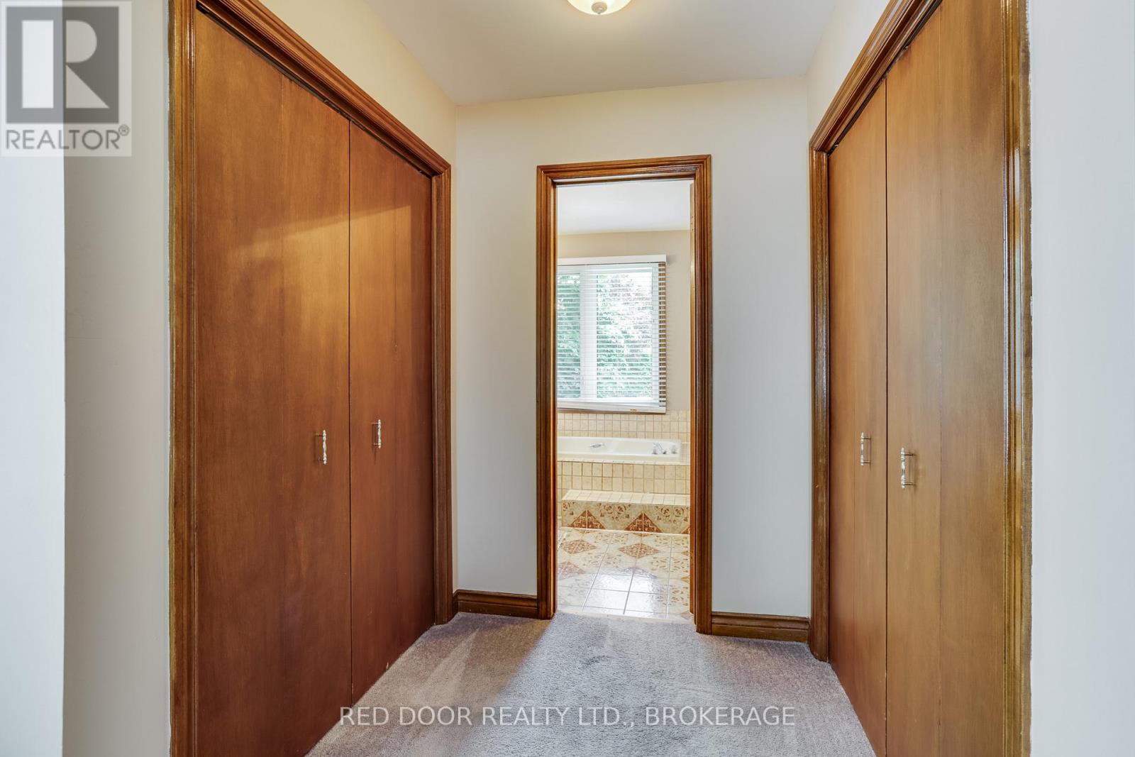 516 Jeffreybrook Drive, London North, Ontario  N5X 2S6 - Photo 31 - X12329304