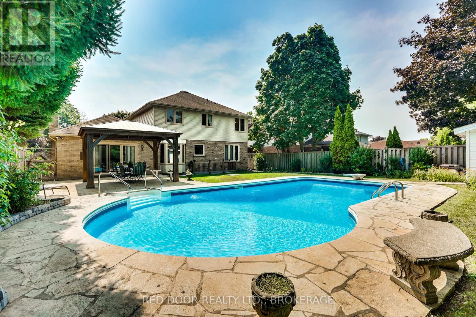 516 Jeffreybrook Drive, London North, Ontario  N5X 2S6 - Photo 46 - X12329304